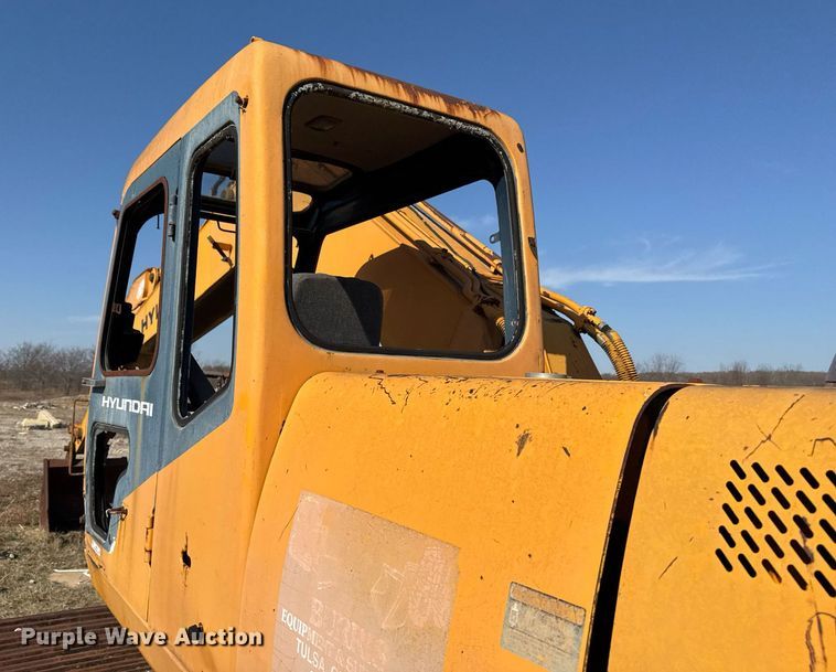 image for item DJ9769 1995 Hyundai Robex-290LC-3 excavator