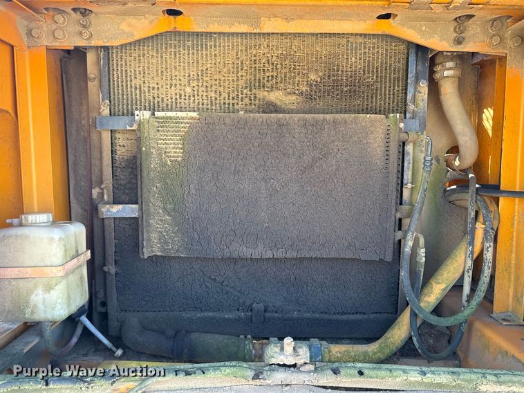 image for item DJ9769 1995 Hyundai Robex-290LC-3 excavator