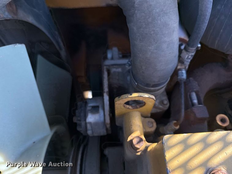 image for item DJ9769 1995 Hyundai Robex-290LC-3 excavator