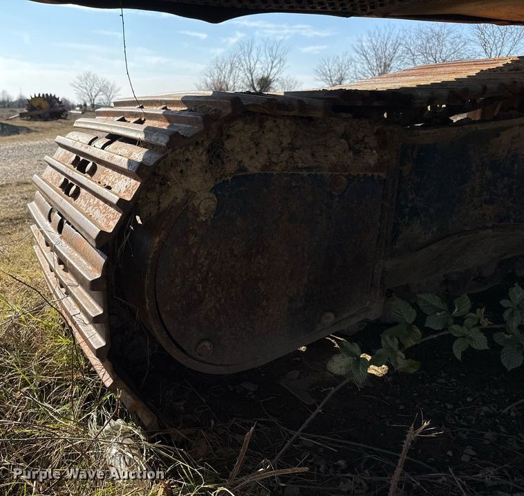 image for item DJ9769 1995 Hyundai Robex-290LC-3 excavator