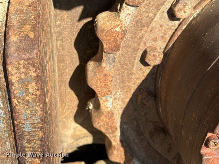 image for item DJ9769 1995 Hyundai Robex-290LC-3 excavator