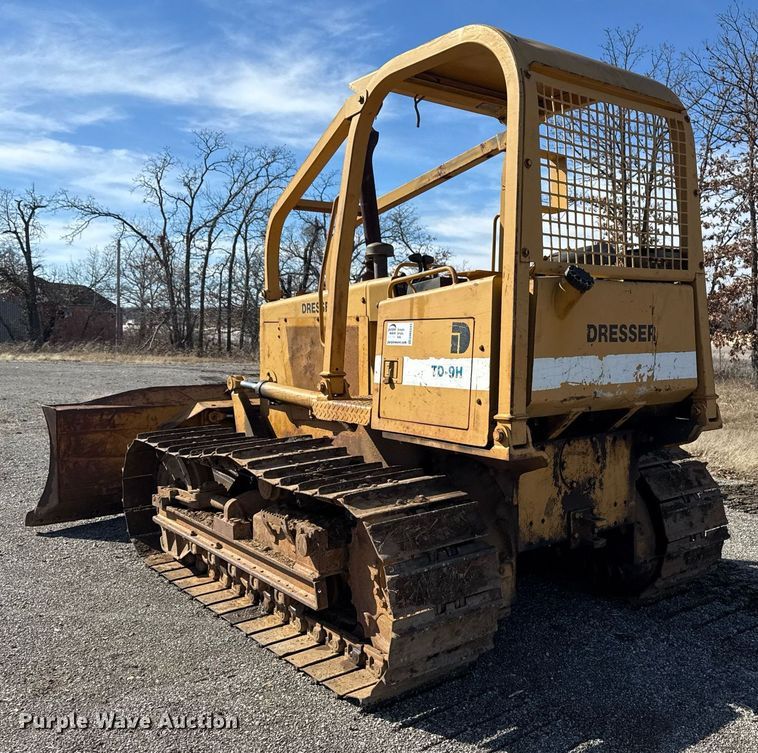 image for item DM5543 1994 Dresser TD9H dozer
