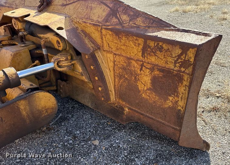 image for item DM5543 1994 Dresser TD9H dozer