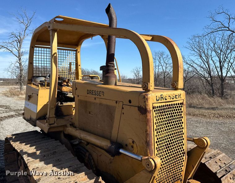 image for item DM5543 1994 Dresser TD9H dozer