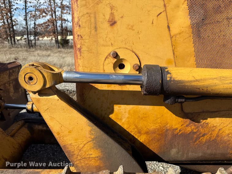 image for item DM5543 1994 Dresser TD9H dozer