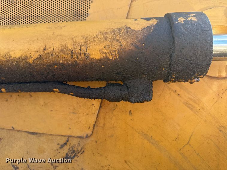 image for item DM5543 1994 Dresser TD9H dozer