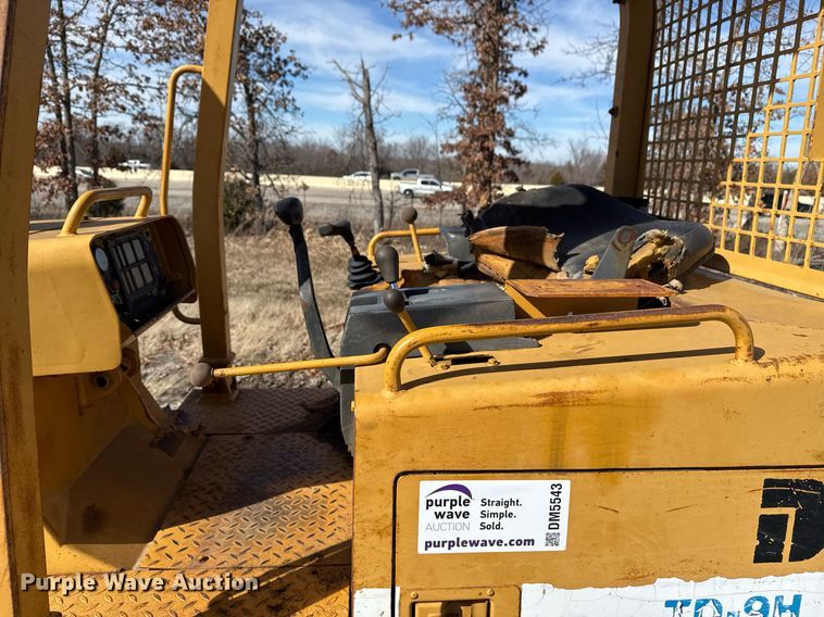 image for item DM5543 1994 Dresser TD9H dozer