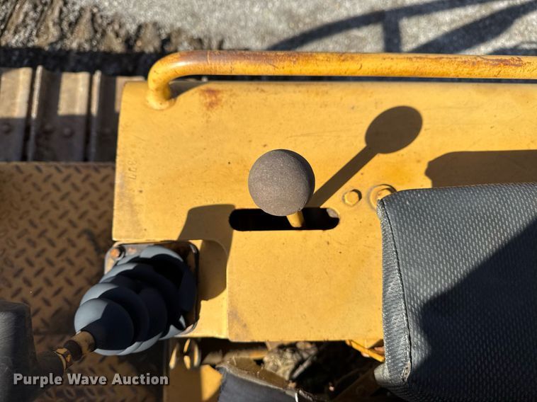 image for item DM5543 1994 Dresser TD9H dozer