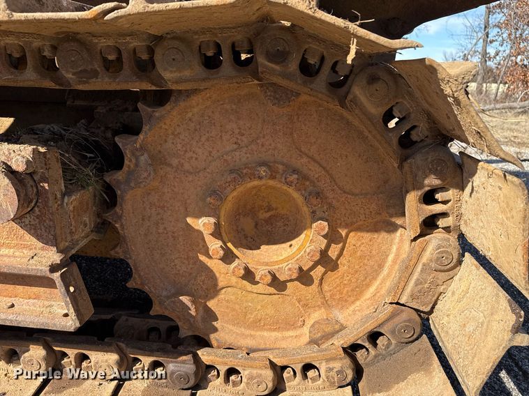 image for item DM5543 1994 Dresser TD9H dozer