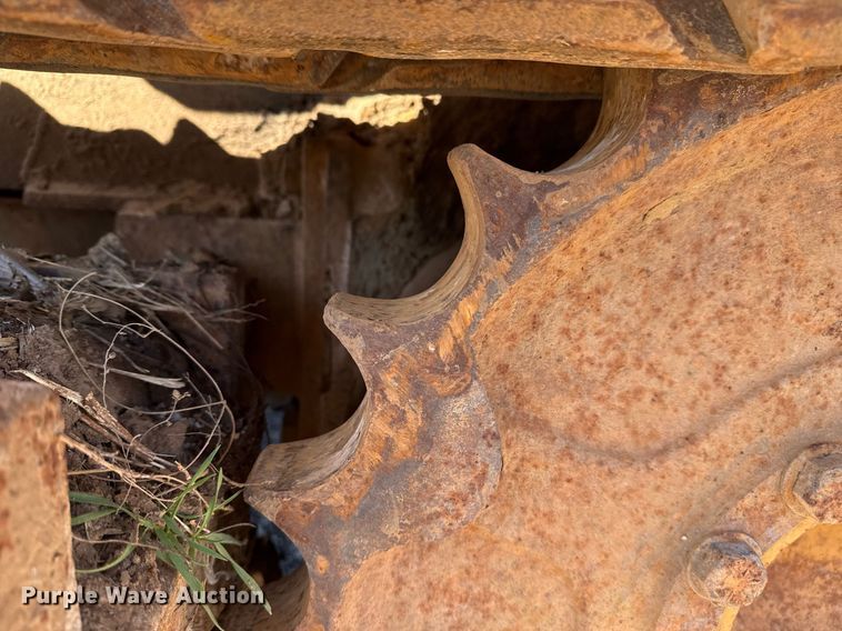 image for item DM5543 1994 Dresser TD9H dozer