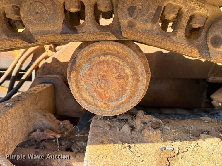 image for item DM5543 1994 Dresser TD9H dozer