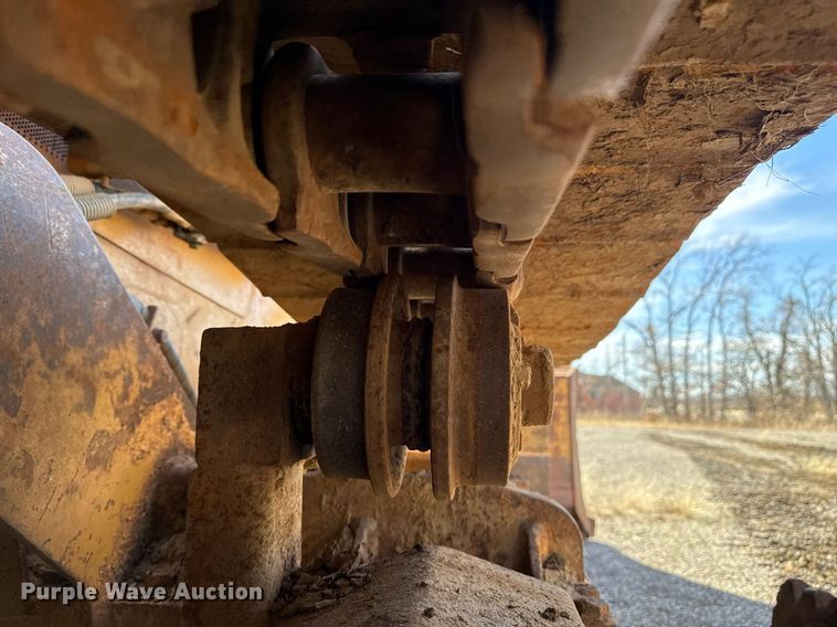 image for item DM5543 1994 Dresser TD9H dozer