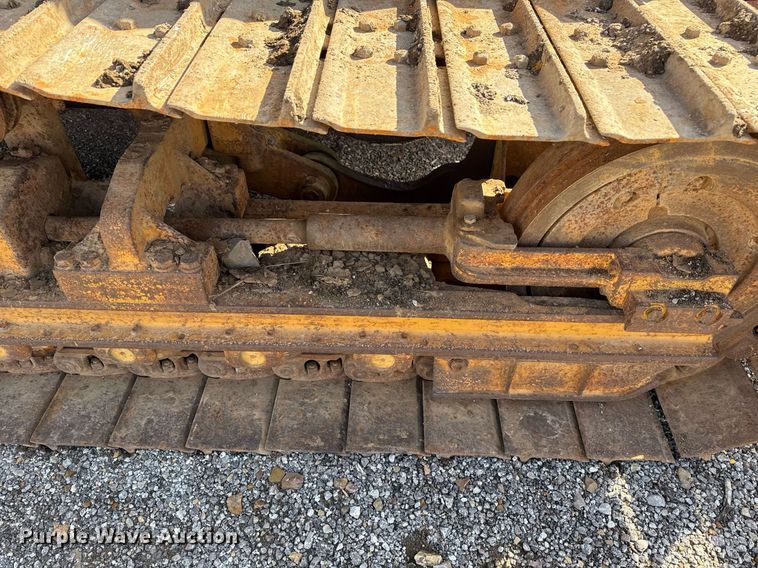 image for item DM5543 1994 Dresser TD9H dozer