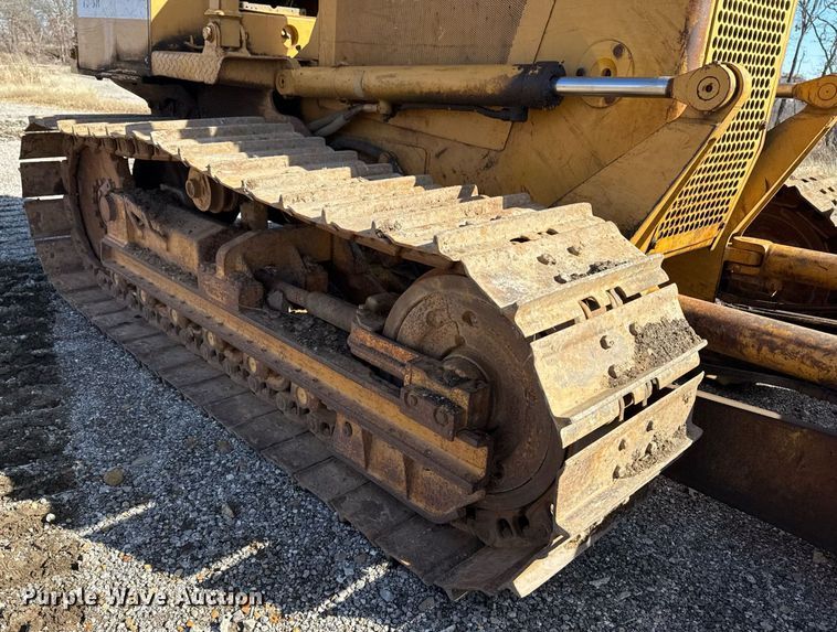 image for item DM5543 1994 Dresser TD9H dozer