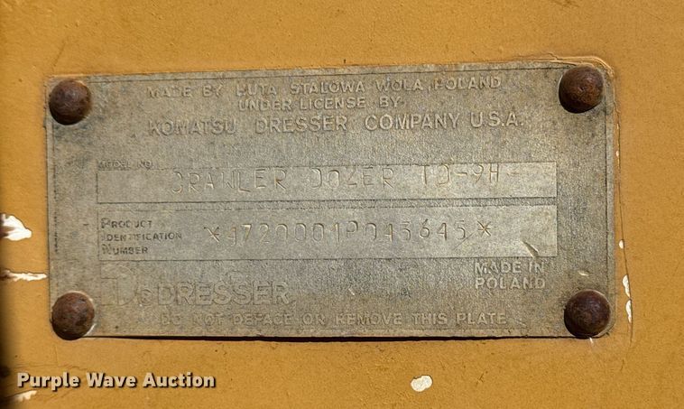 image for item DM5543 1994 Dresser TD9H dozer