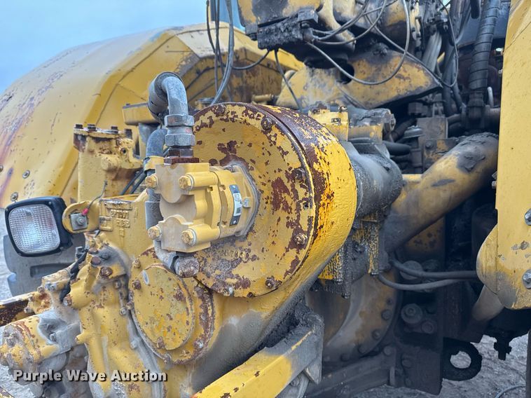 image for item DM5553 1978 Caterpillar 637D water wagon