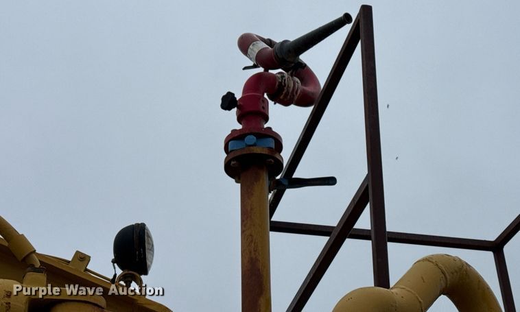 image for item DM5553 1978 Caterpillar 637D water wagon