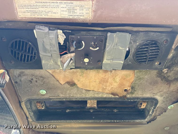 image for item DM5553 1978 Caterpillar 637D water wagon