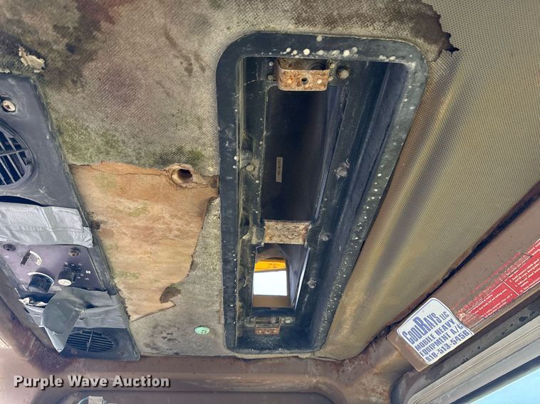 image for item DM5553 1978 Caterpillar 637D water wagon