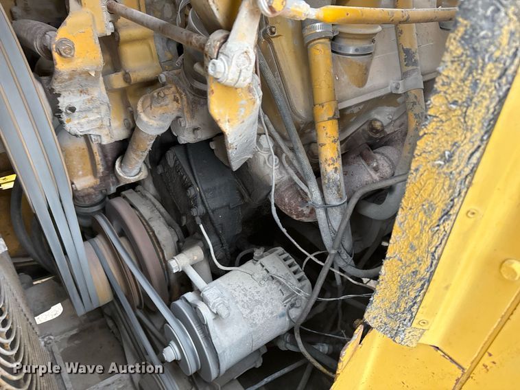 image for item DM5553 1978 Caterpillar 637D water wagon