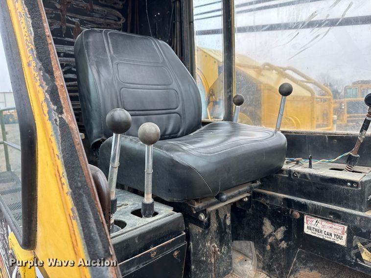 image for item DM5554 1984 American 5299-A crane