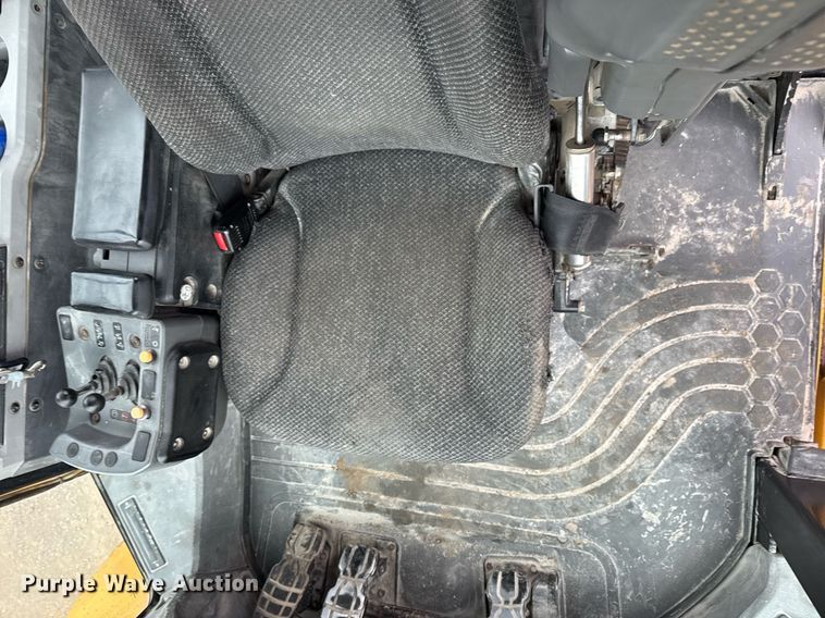 image for item DM5555 2011 Caterpillar 980K wheel loader