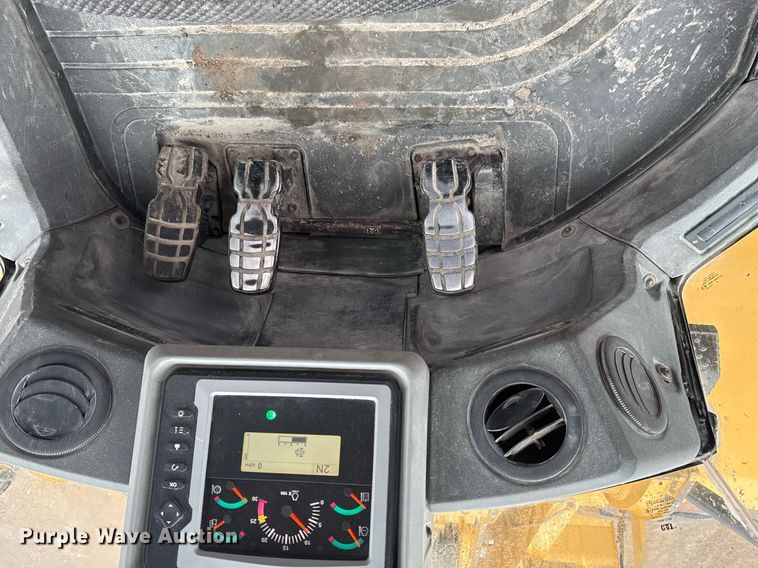 image for item DM5555 2011 Caterpillar 980K wheel loader