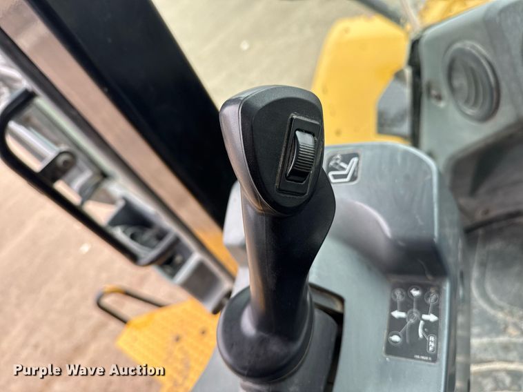 image for item DM5555 2011 Caterpillar 980K wheel loader