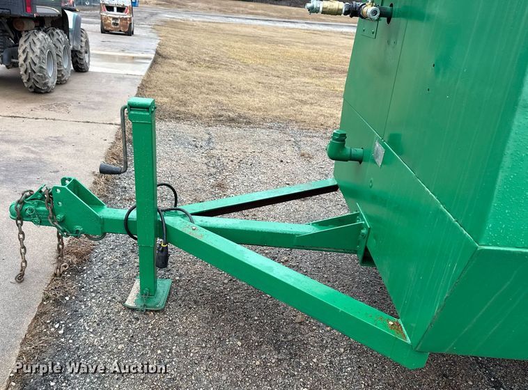 image for item DM5561 Sullair 185 air compressor