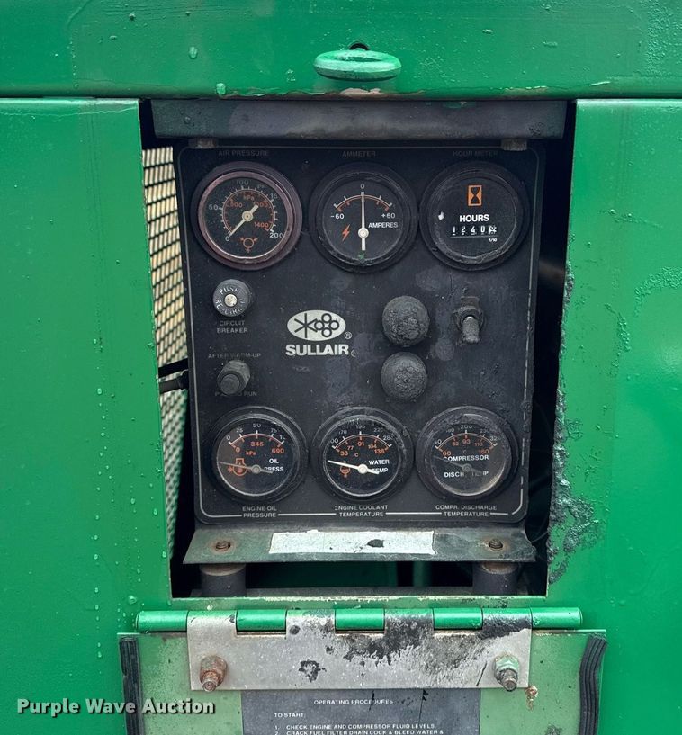 image for item DM5561 Sullair 185 air compressor