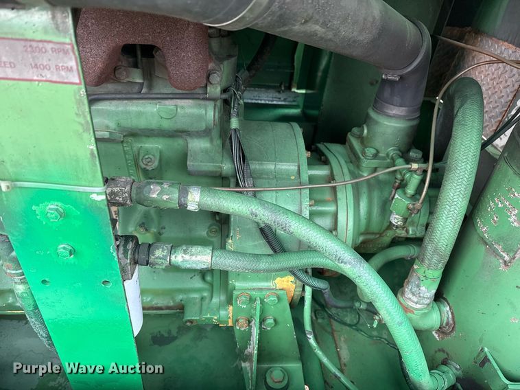 image for item DM5561 Sullair 185 air compressor