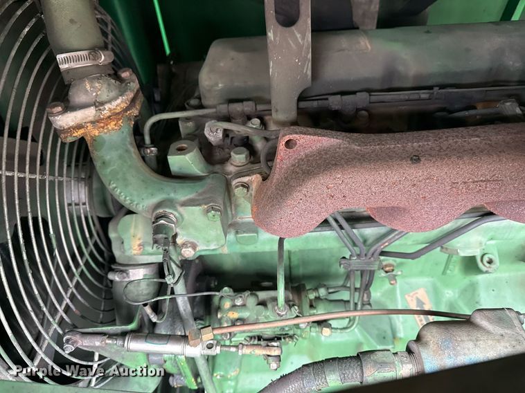 image for item DM5561 Sullair 185 air compressor