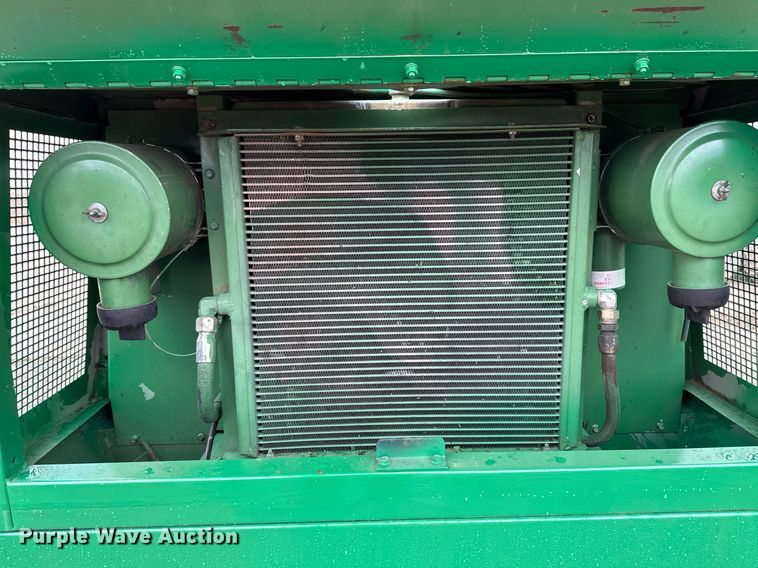 image for item DM5561 Sullair 185 air compressor