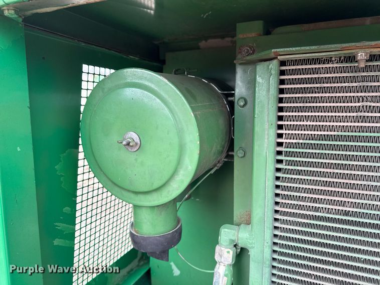 image for item DM5561 Sullair 185 air compressor