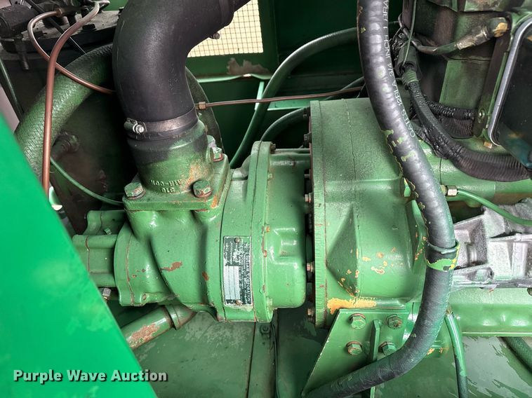 image for item DM5561 Sullair 185 air compressor