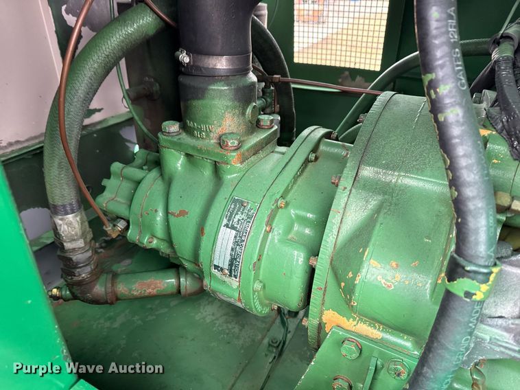 image for item DM5561 Sullair 185 air compressor