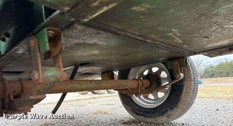 image for item DM5561 Sullair 185 air compressor