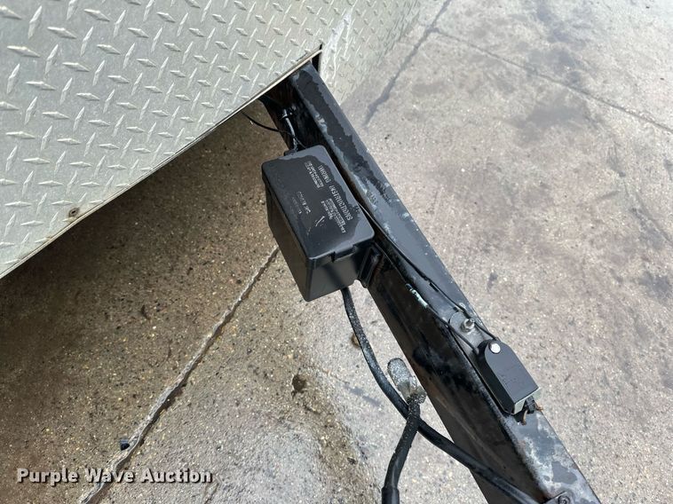 image for item DN0914 1998 Continental  enclosed cargo trailer