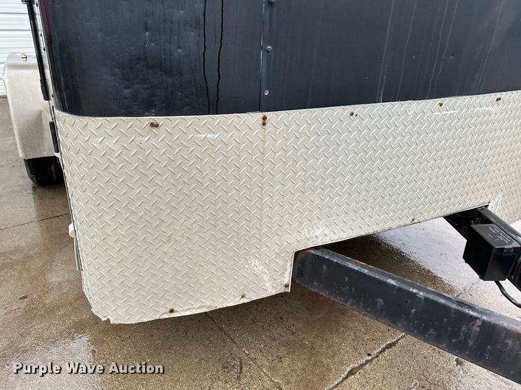 image for item DN0914 1998 Continental  enclosed cargo trailer