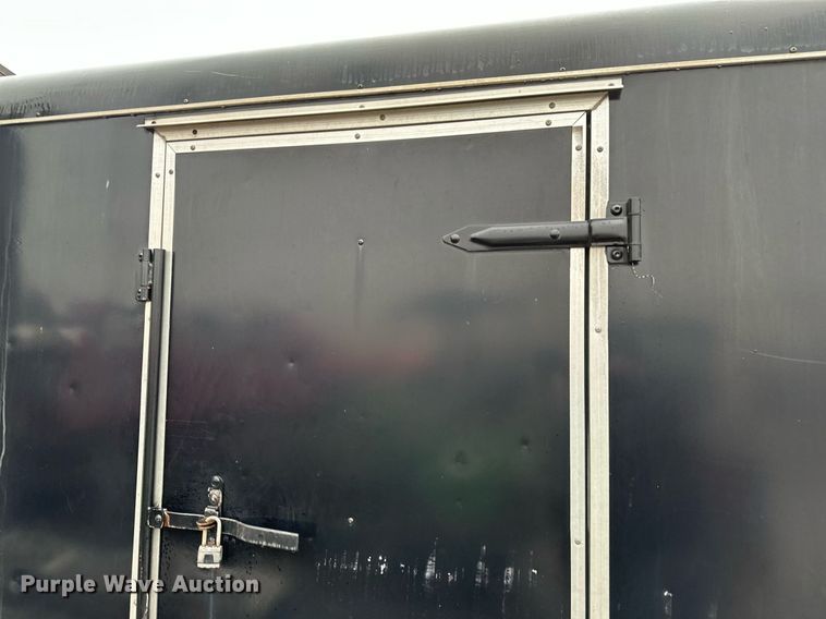 image for item DN0914 1998 Continental  enclosed cargo trailer