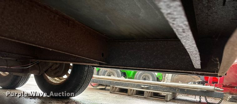 image for item DN0914 1998 Continental  enclosed cargo trailer