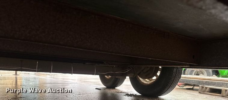 image for item DN0914 1998 Continental  enclosed cargo trailer