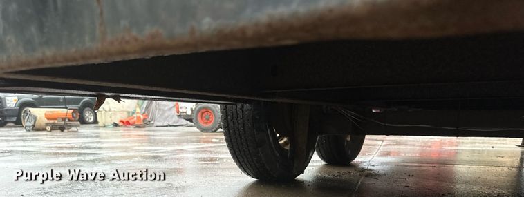 image for item DN0914 1998 Continental  enclosed cargo trailer