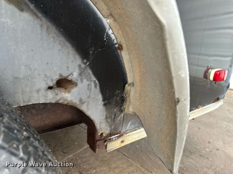 image for item DN0914 1998 Continental  enclosed cargo trailer