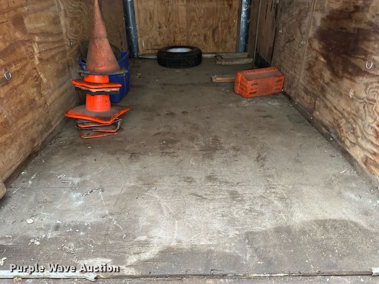 image for item DN0914 1998 Continental  enclosed cargo trailer