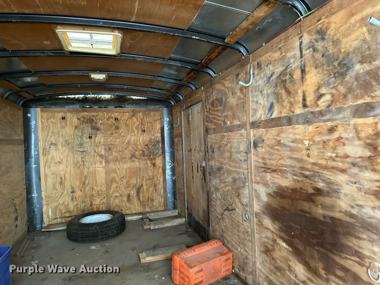 image for item DN0914 1998 Continental  enclosed cargo trailer