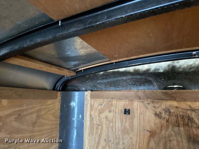 image for item DN0914 1998 Continental  enclosed cargo trailer