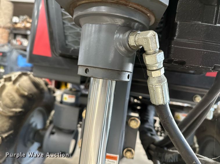 image for item DN0979 Somero HoseHog  concrete placer