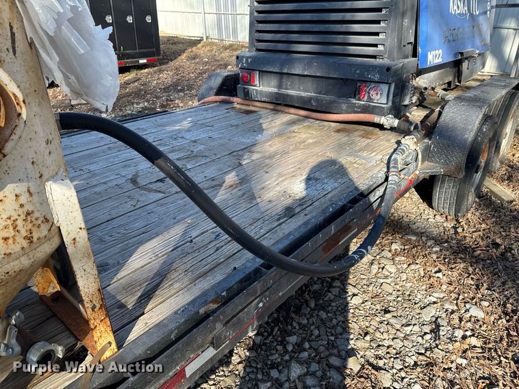 image for item DO0268 2013 Starlite equipment trailer