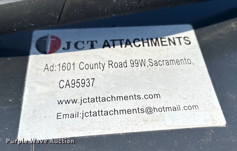 image for item DO0283 JCT skid steer roller